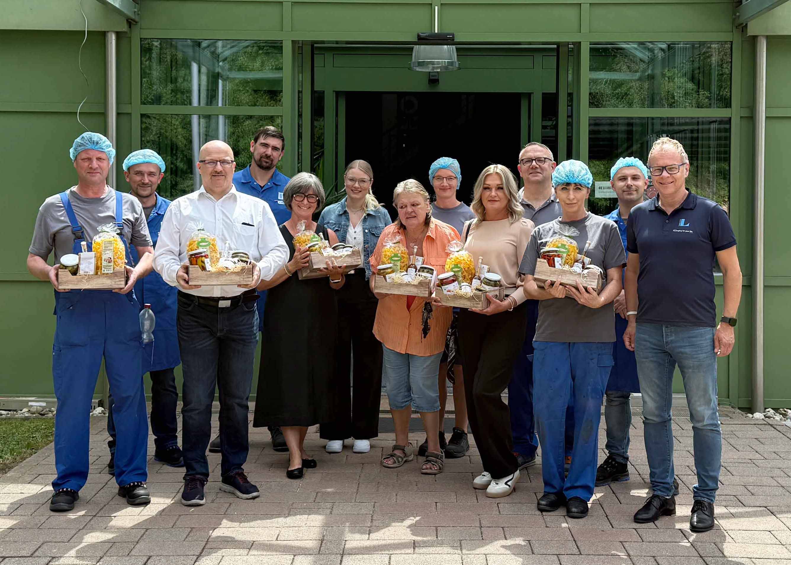 Herzlichen GlÃ¼ckwunsch und vielen Dank fÃ¼r die Treue!